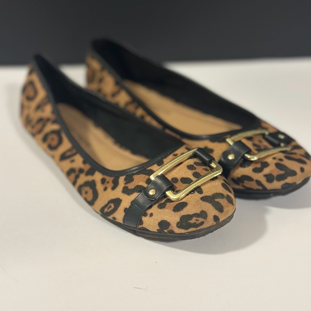Christian Siriano Leopard Print Slip-On Flats Buckle Detail Women’s Shoes Casual